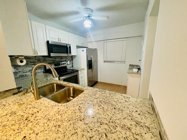 4311 Crystal Lake Dr 116