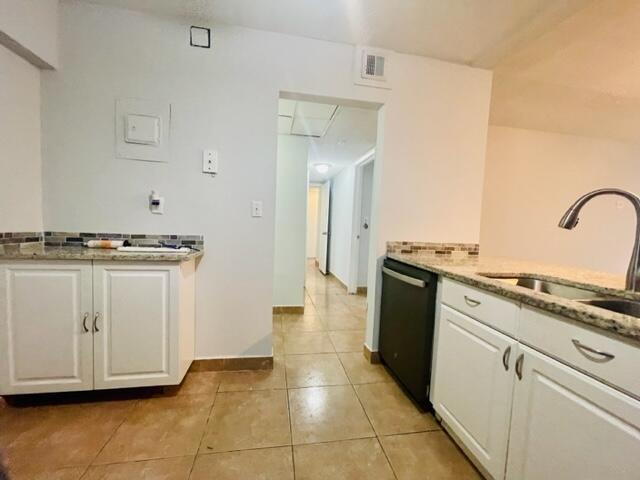 4311 Crystal Lake Dr 116