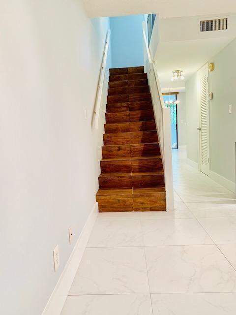 793 SE 1st Way