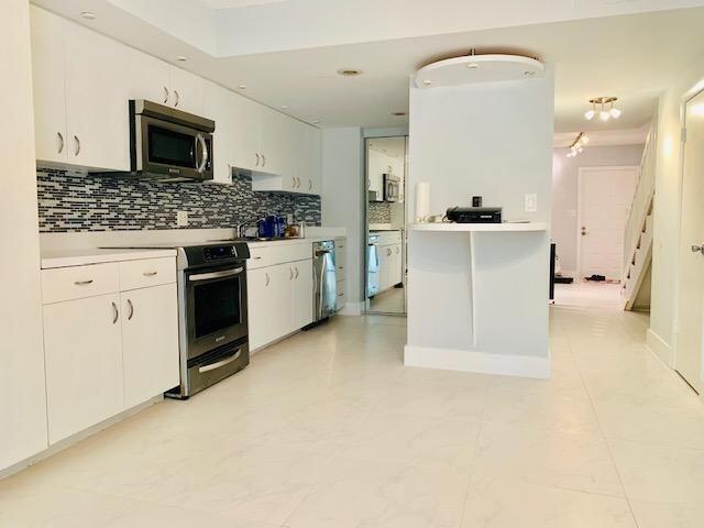 793 SE 1st Way