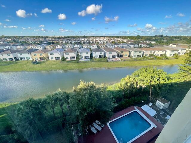 1101 Crystal Lake Drive 604