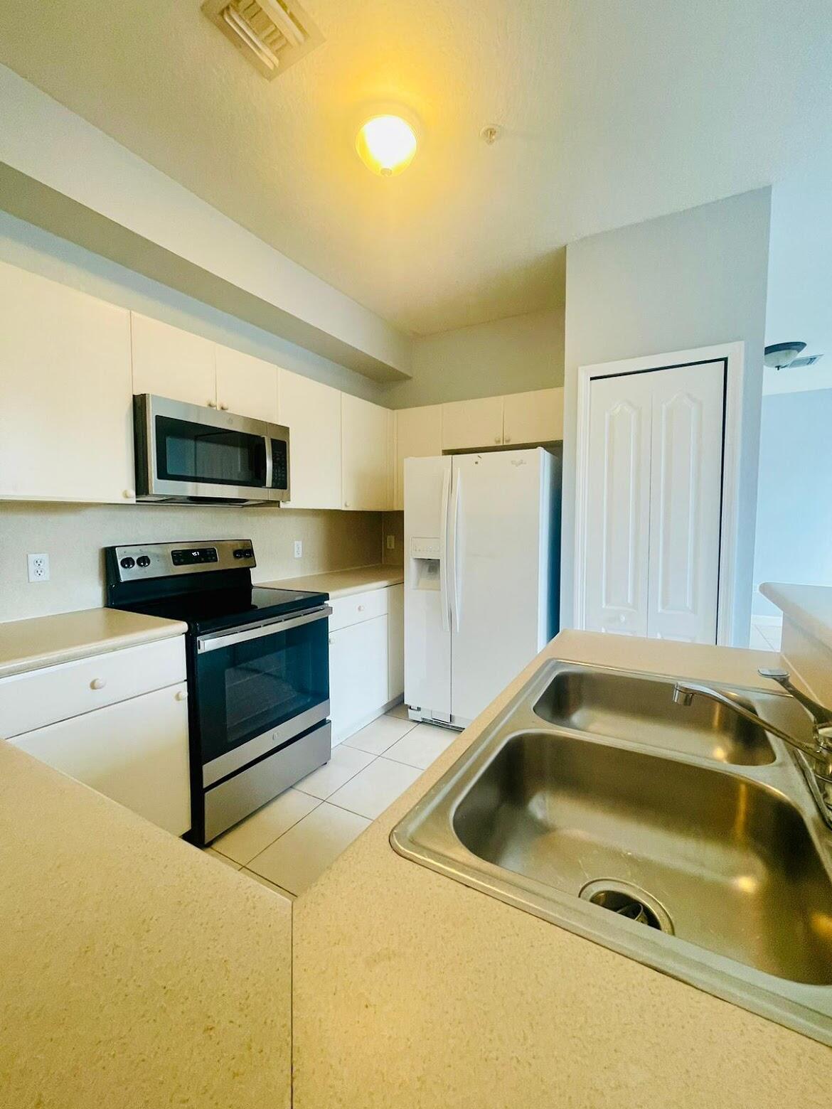 1128 Shoma Drive