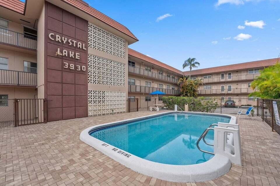 3930 Crystal Lake Drive 316