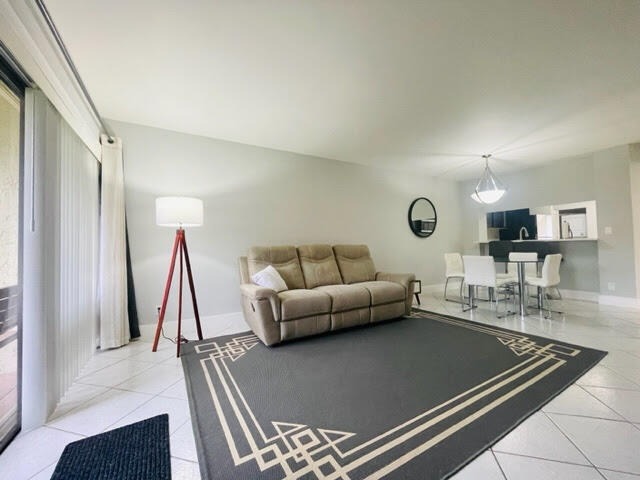 5571 Courtyard Drive