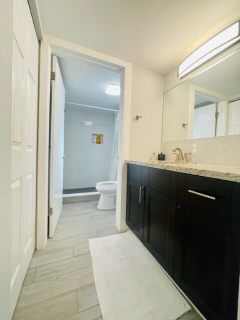 5571 Courtyard Drive