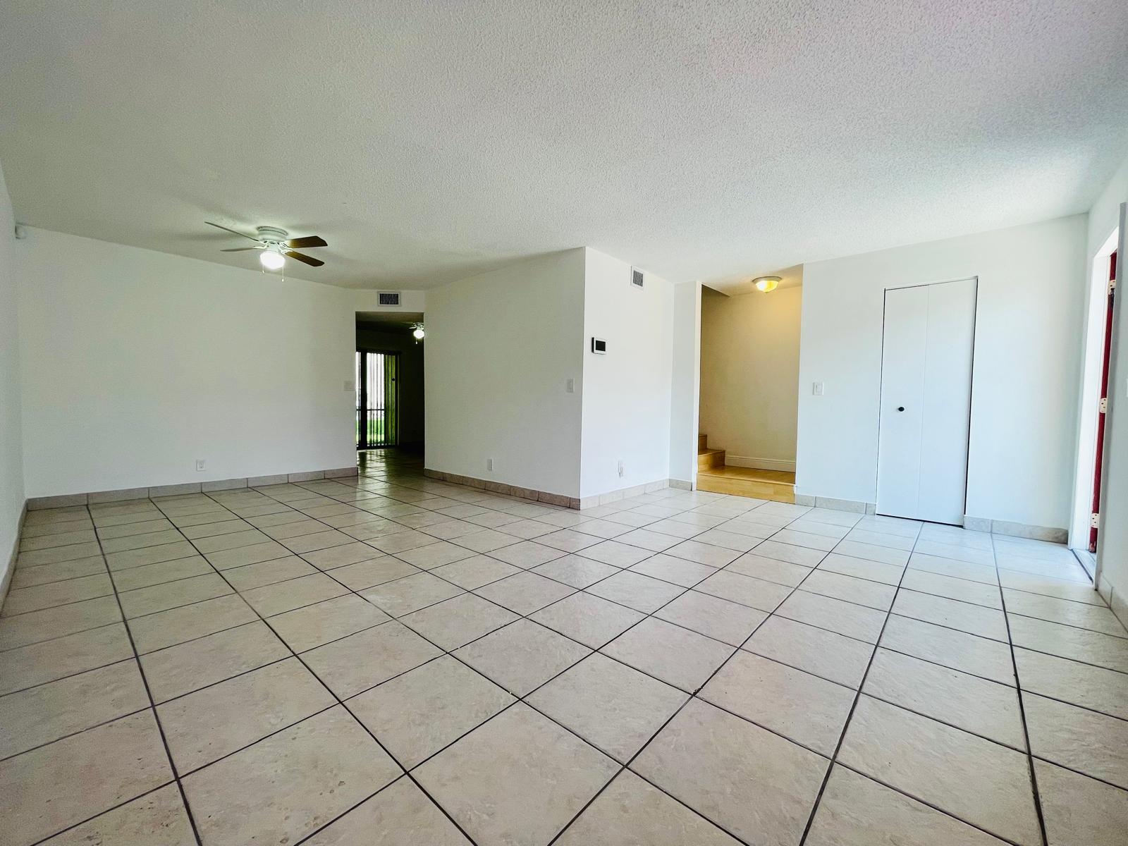 3323 Mallard Close
