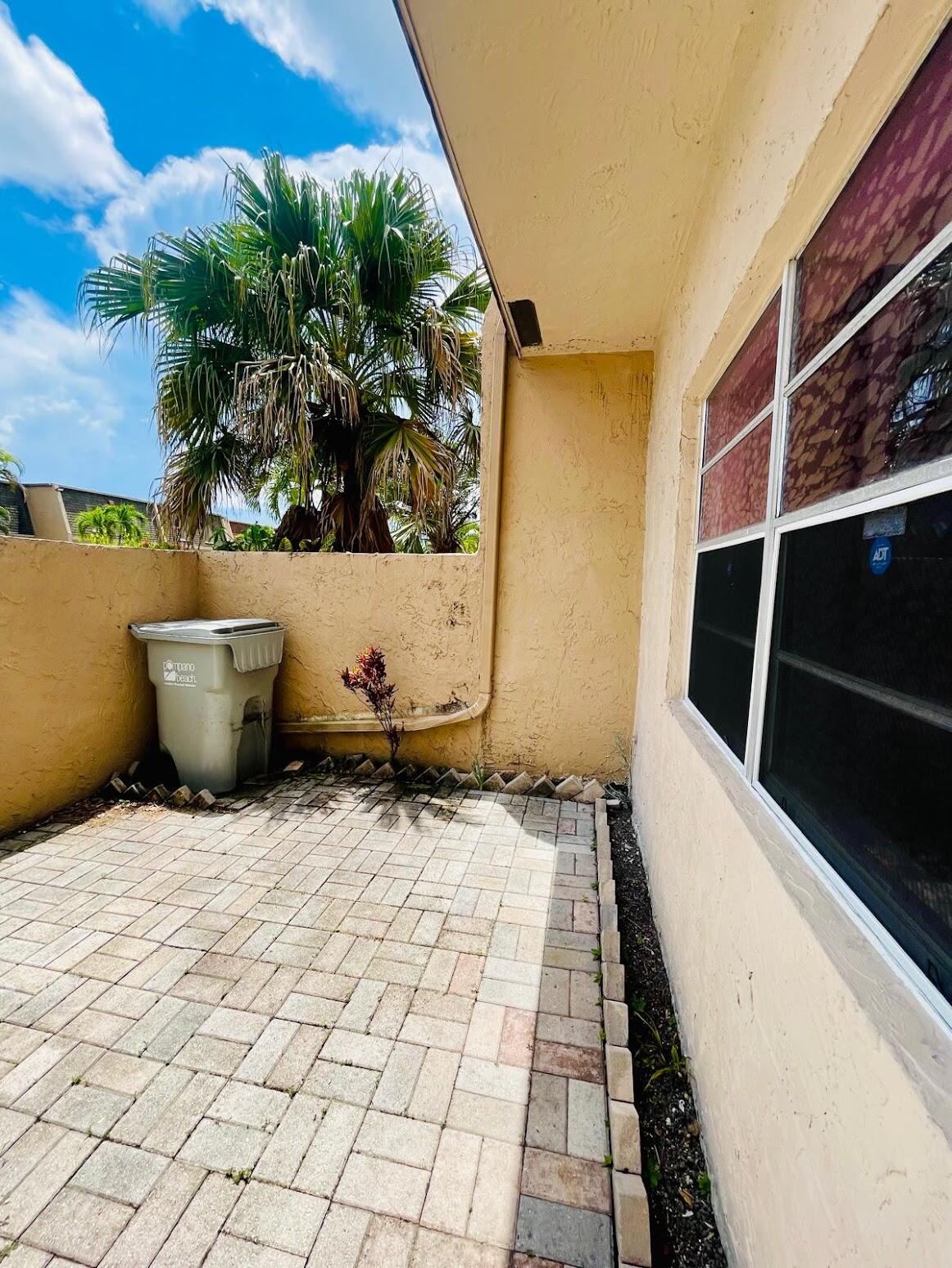 3323 Mallard Close