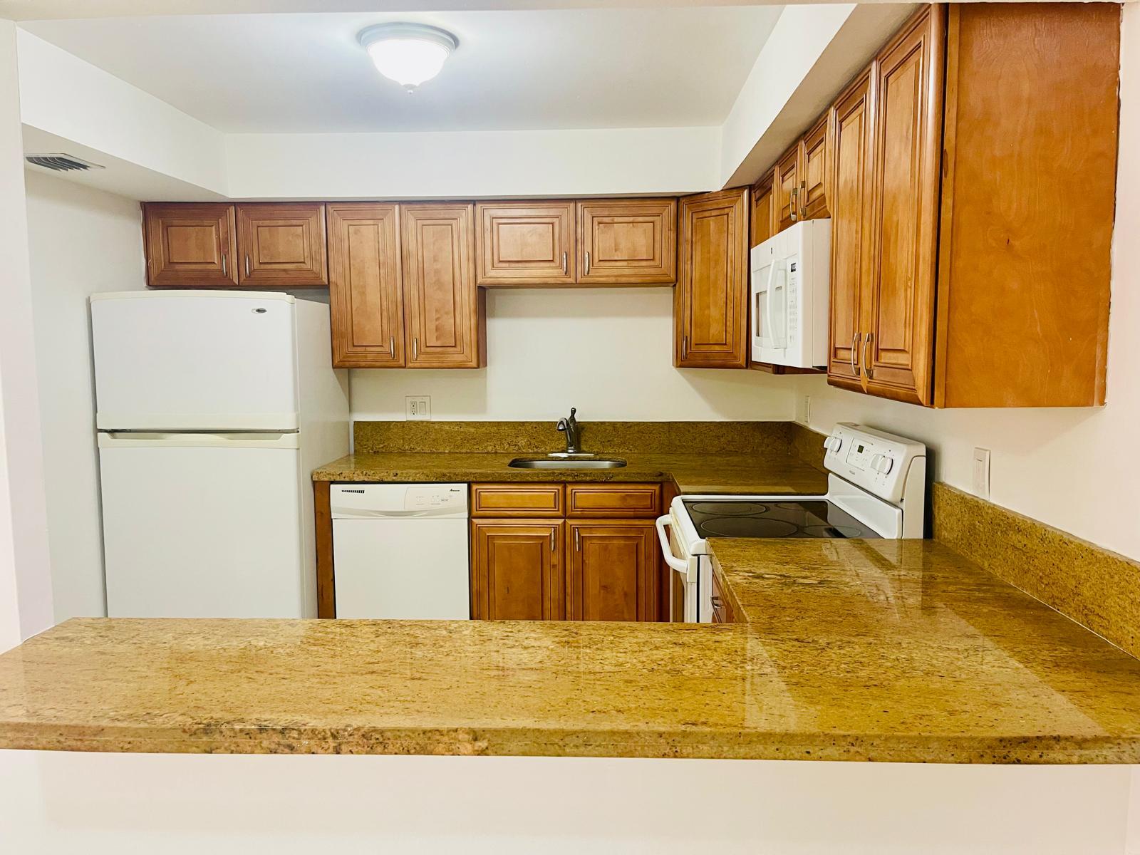 3323 Mallard Close