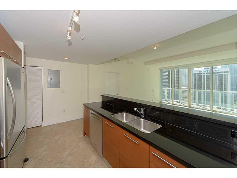 253 NE 2nd Street 2710