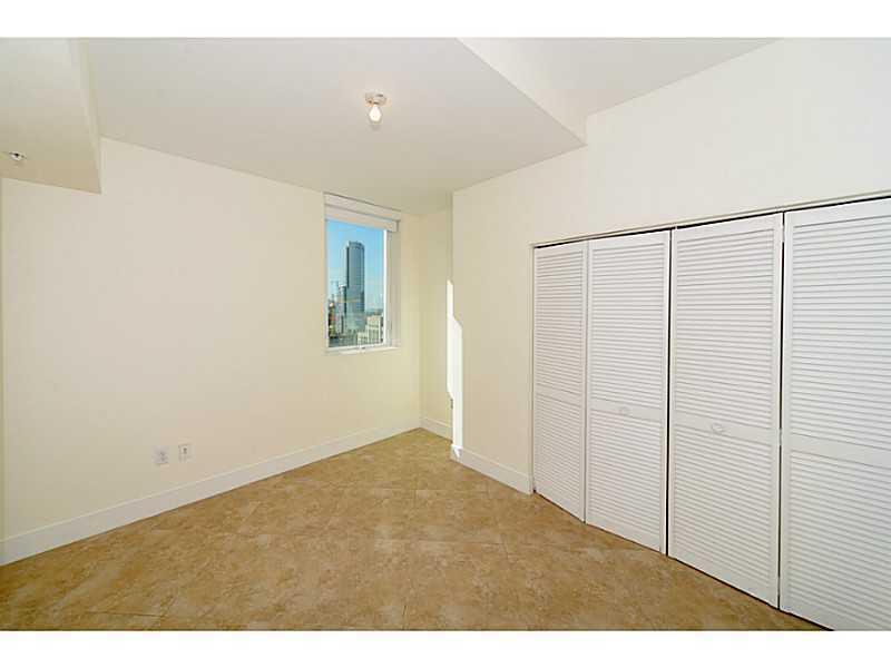 253 NE 2nd Street 2710