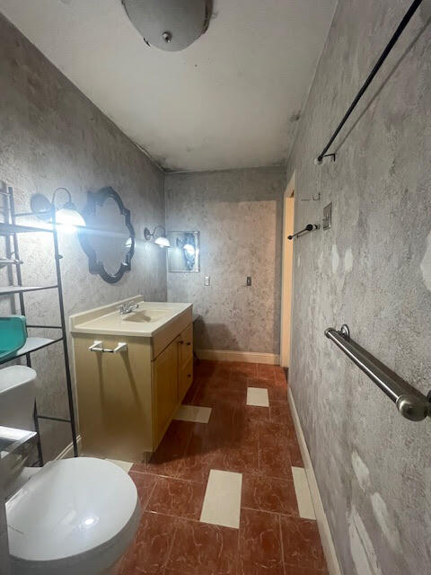 1480 E Sample Road 103