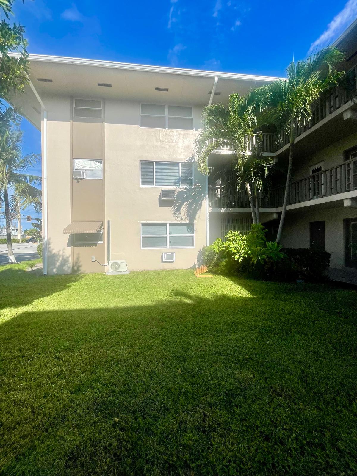 1480 E Sample Road 103