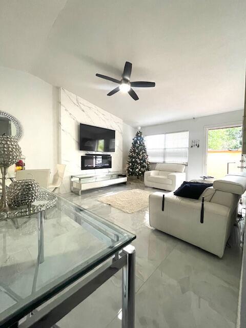 509 NW 43rd Place