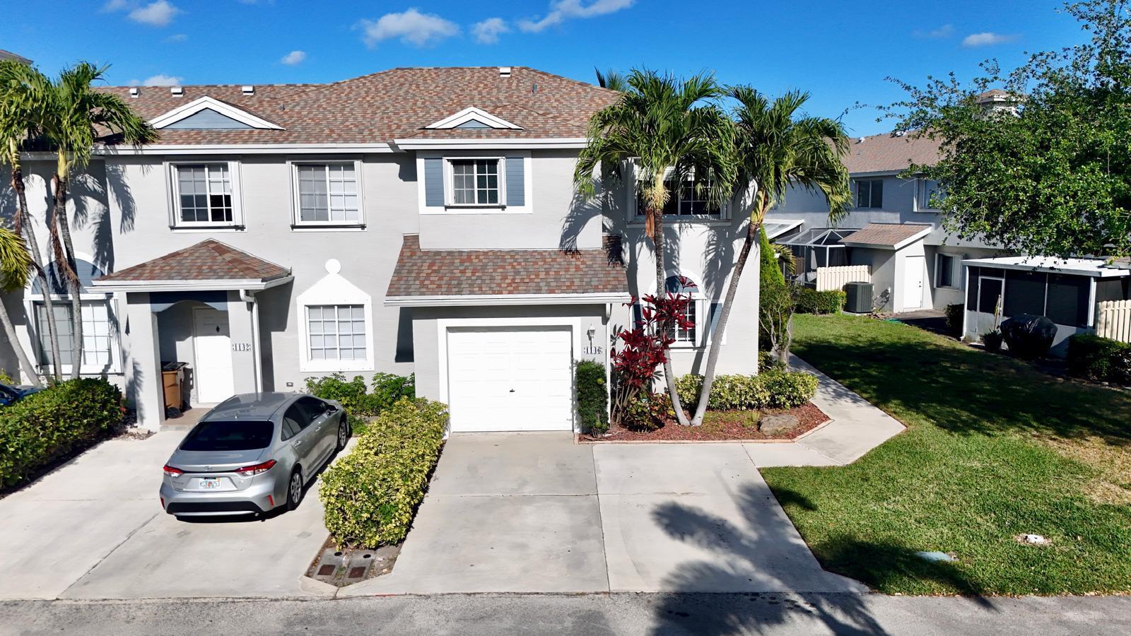 1146 SW 44th Way