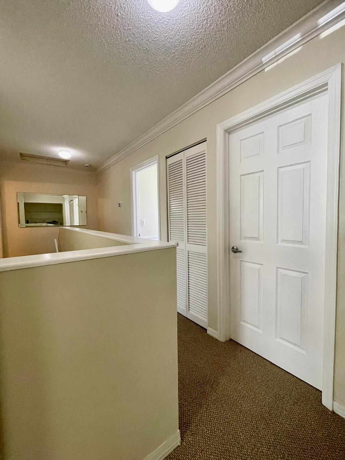1146 SW 44th Way
