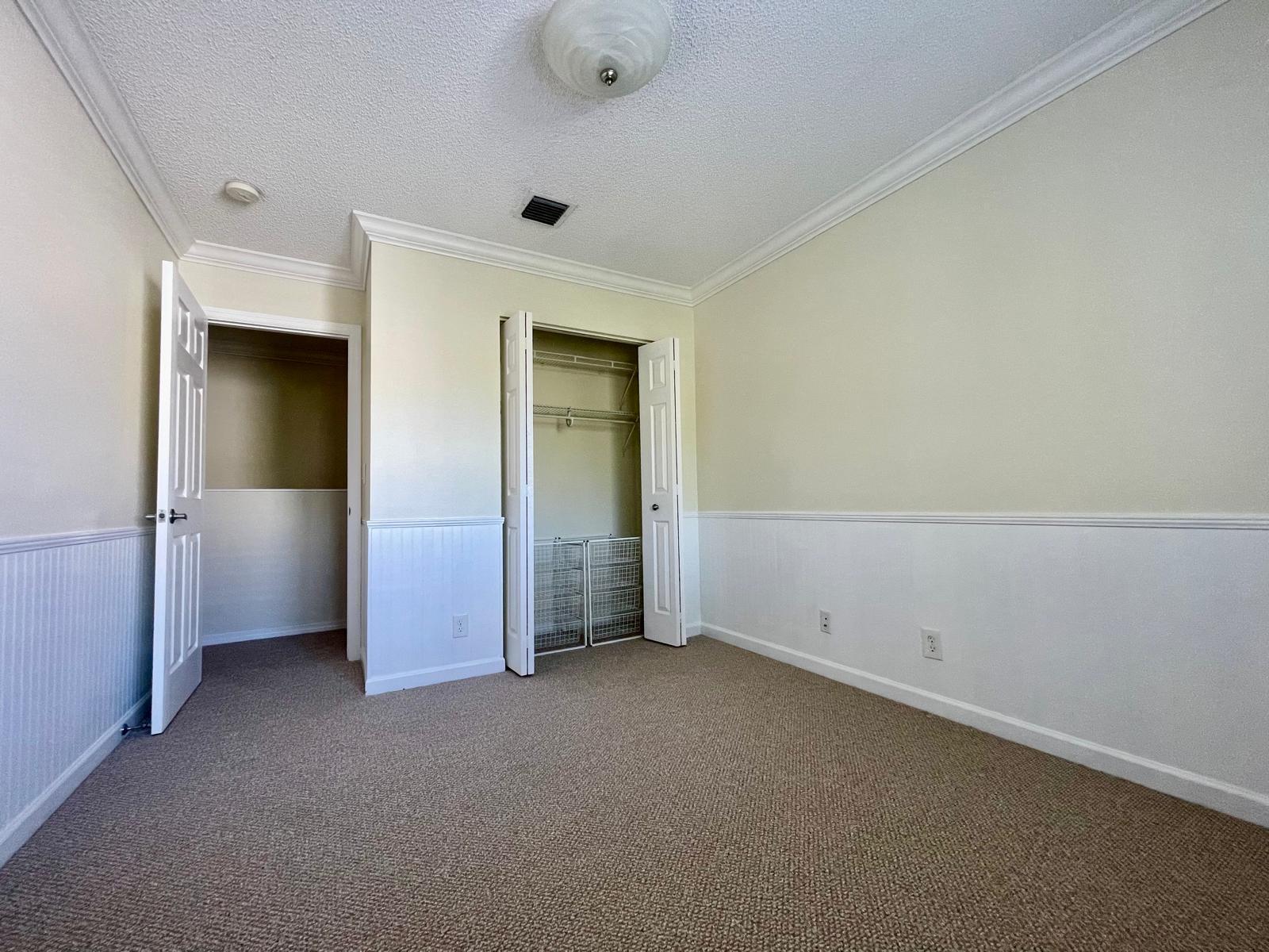 1146 SW 44th Way