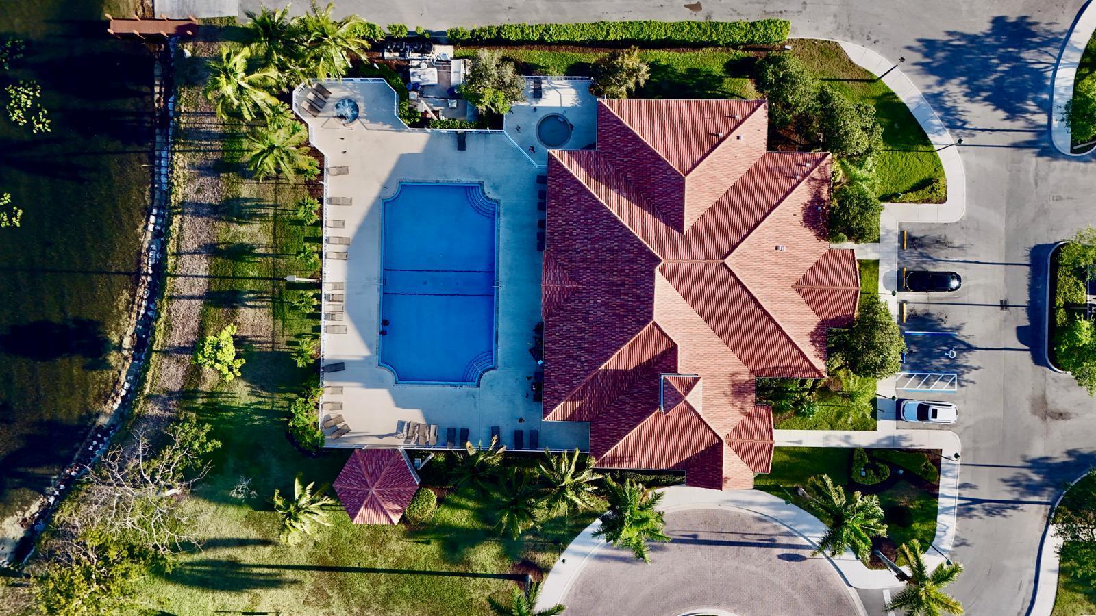 1146 SW 44th Way