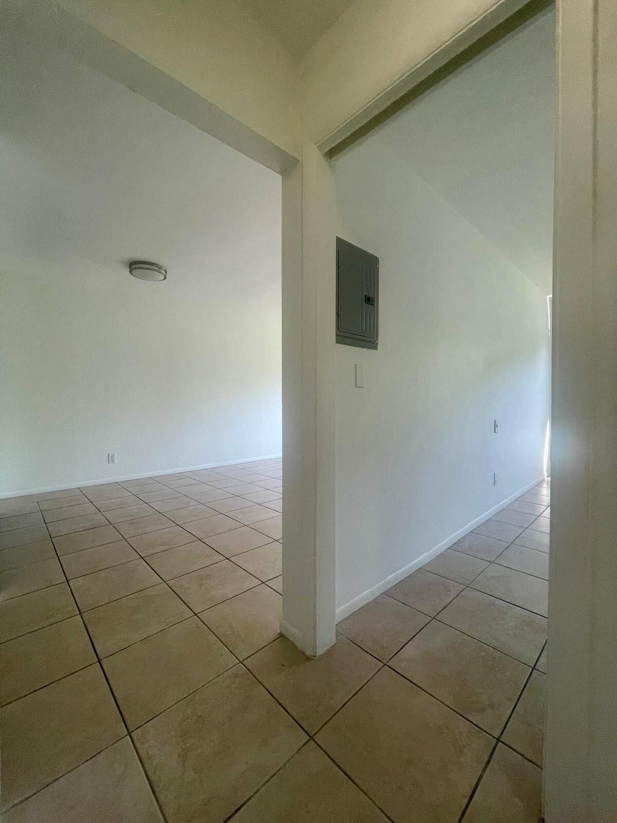 1050 E Sample Road 110