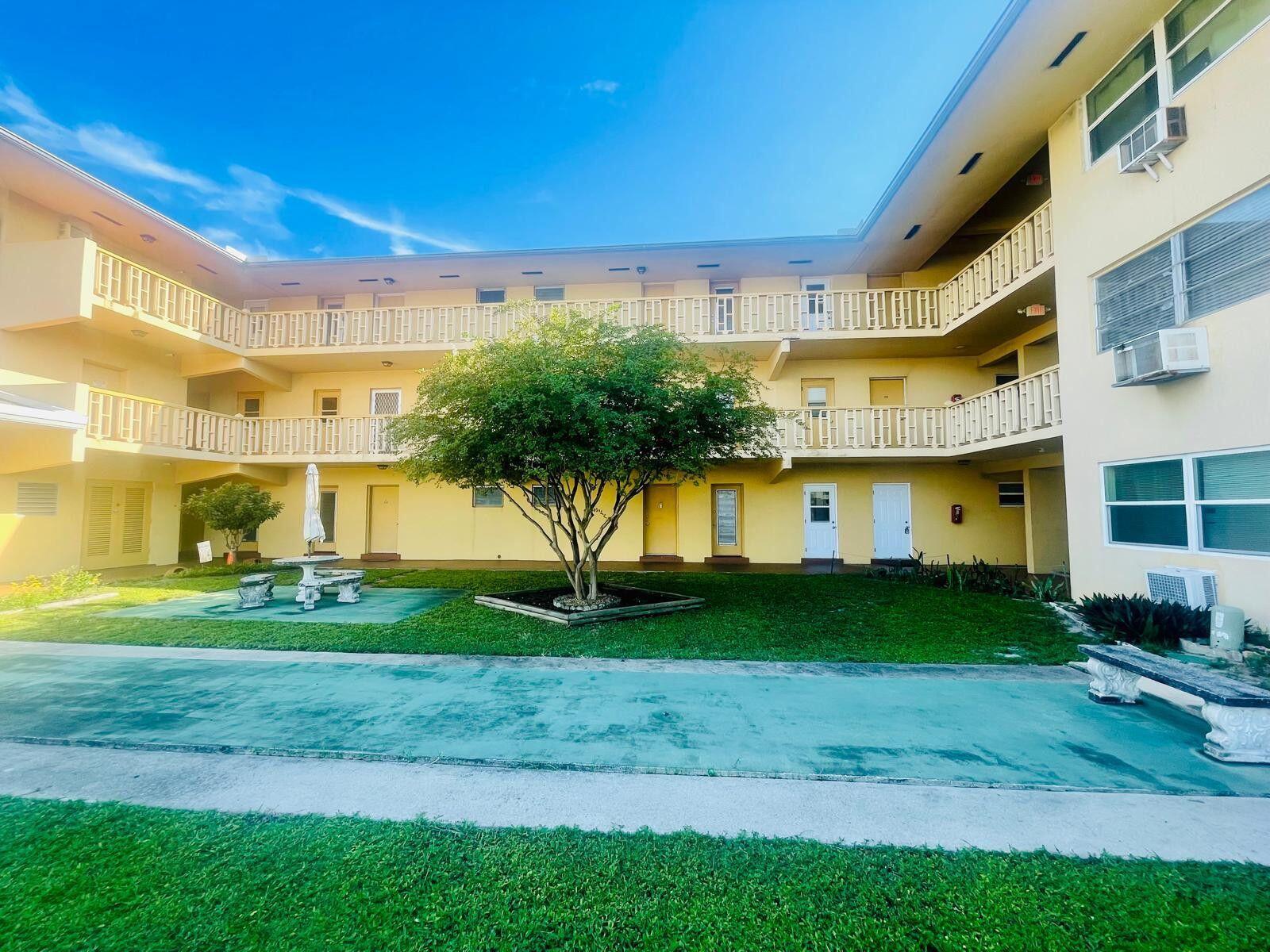 1050 E Sample Road 110