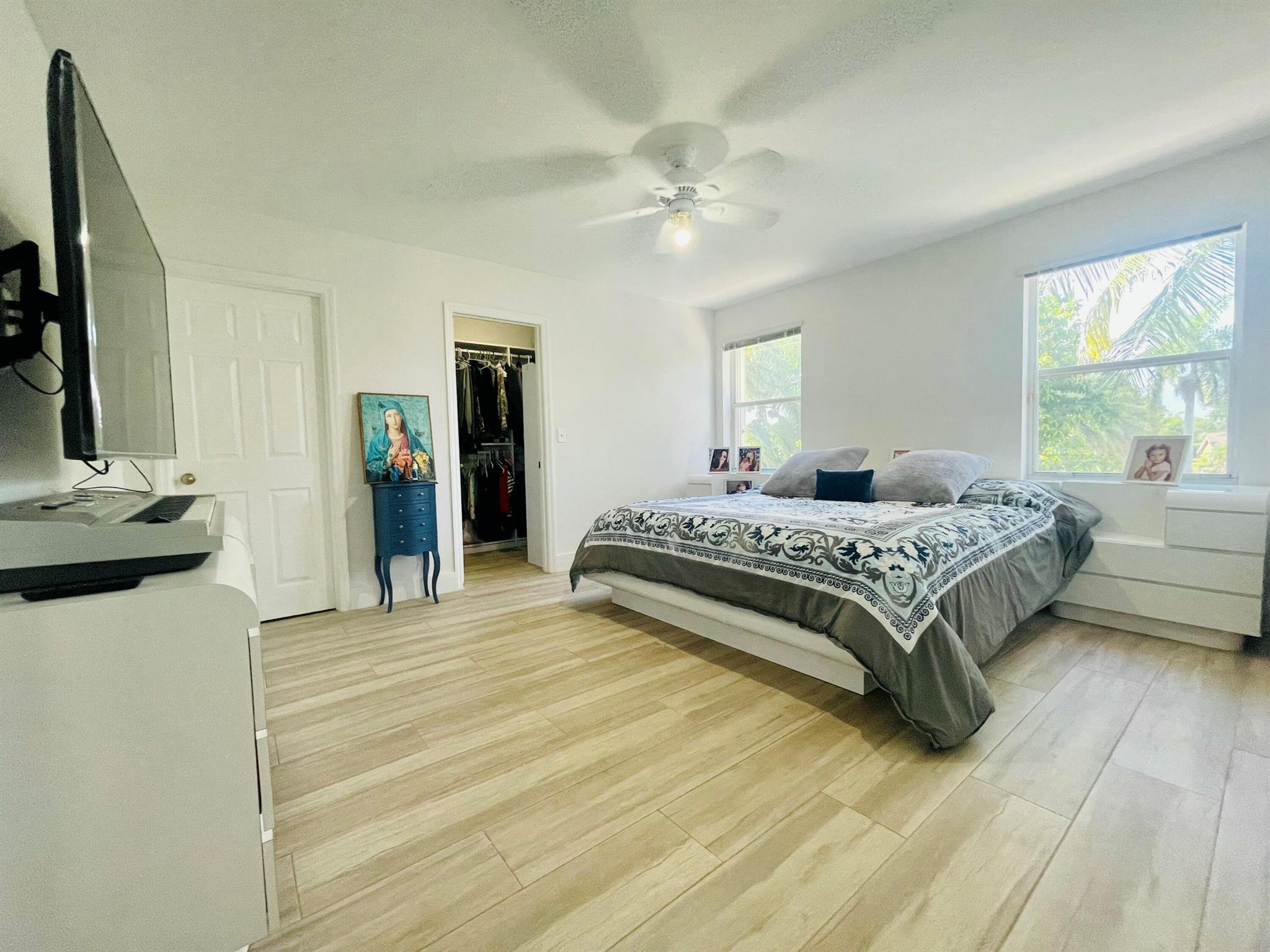 4231 NW 1st Drive