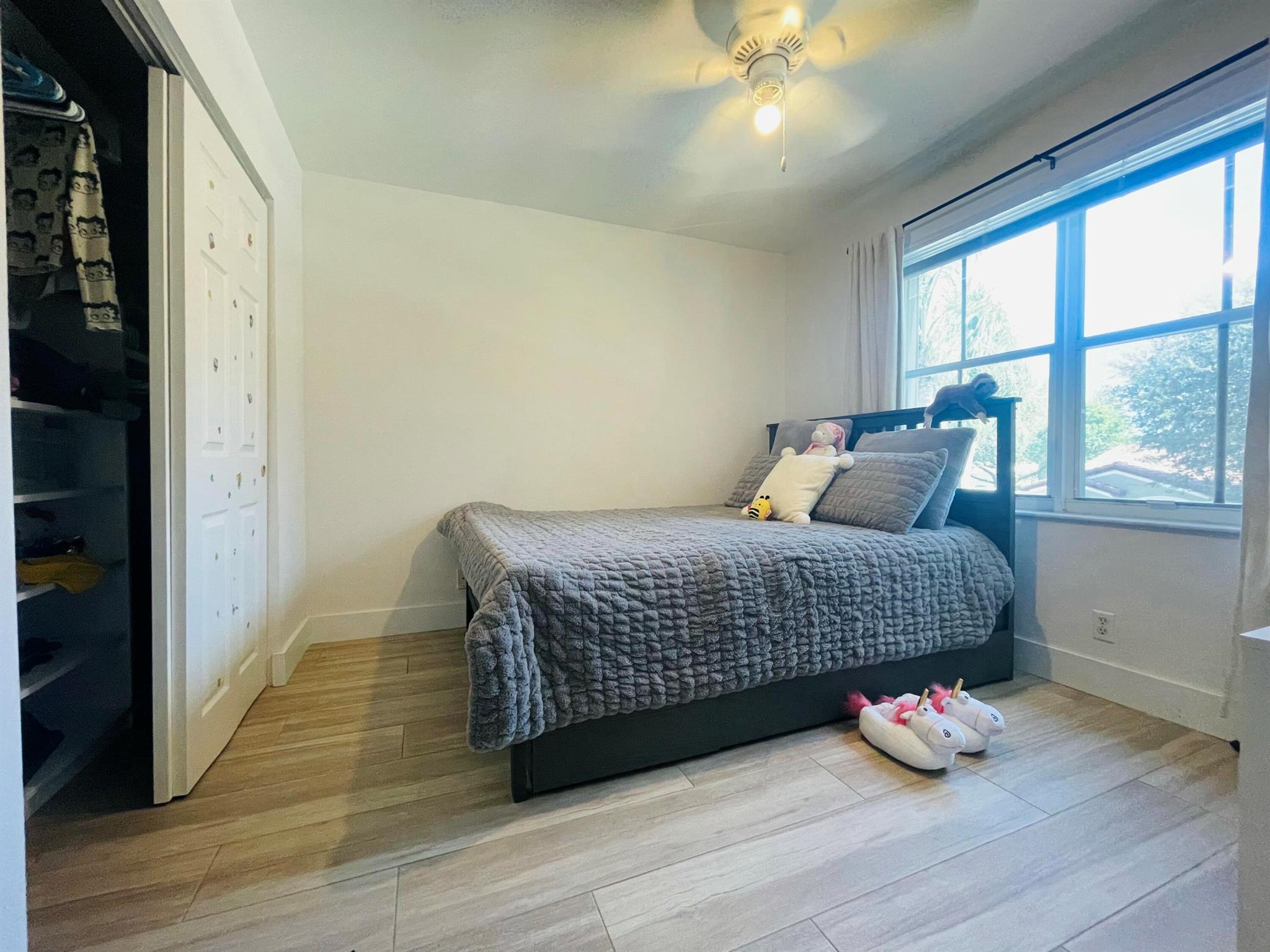 4231 NW 1st Drive