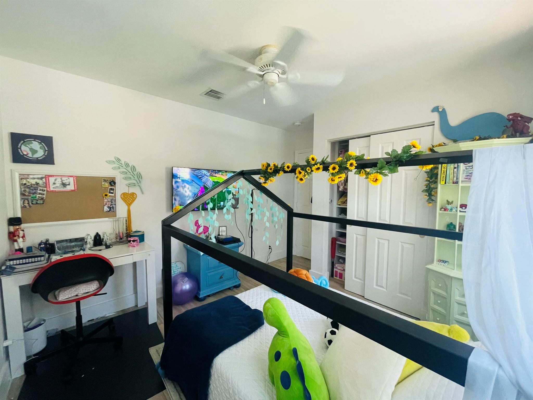 4231 NW 1st Drive