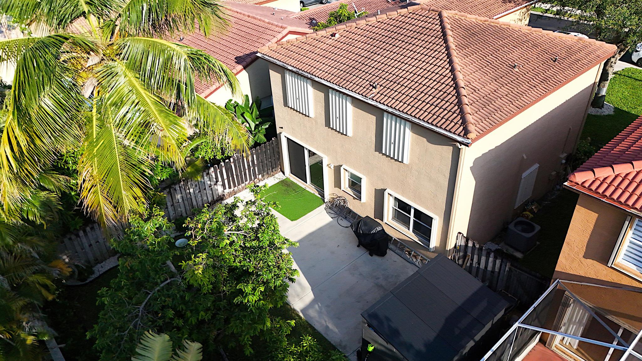 4231 NW 1st Drive