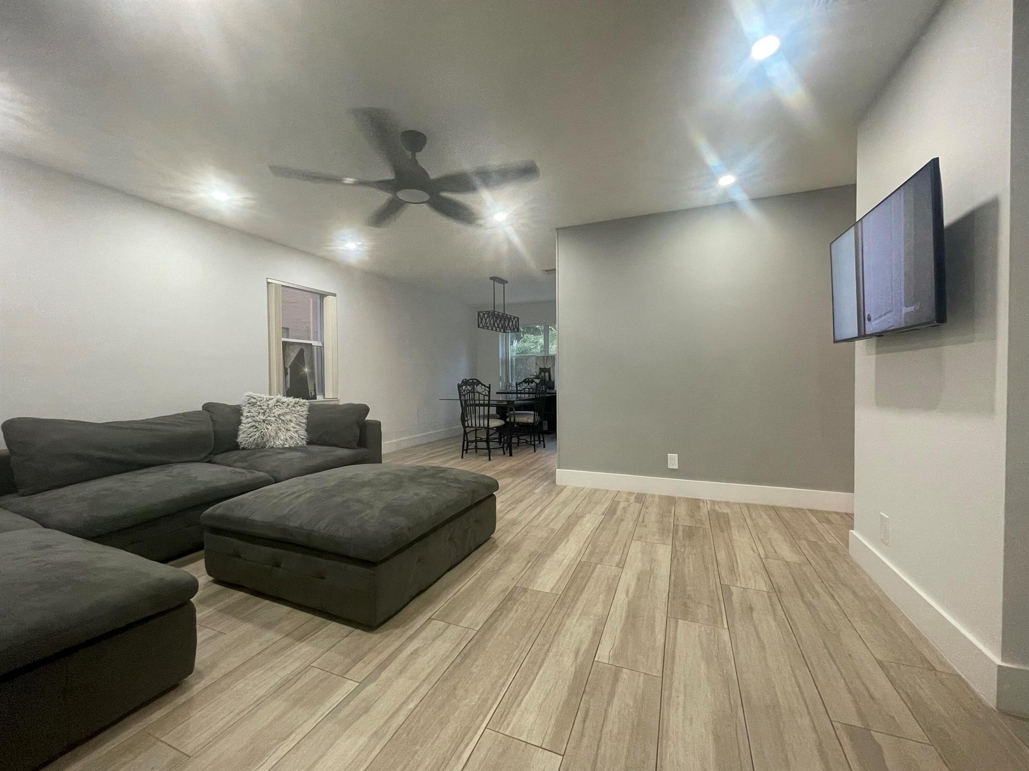 4231 NW 1st Drive