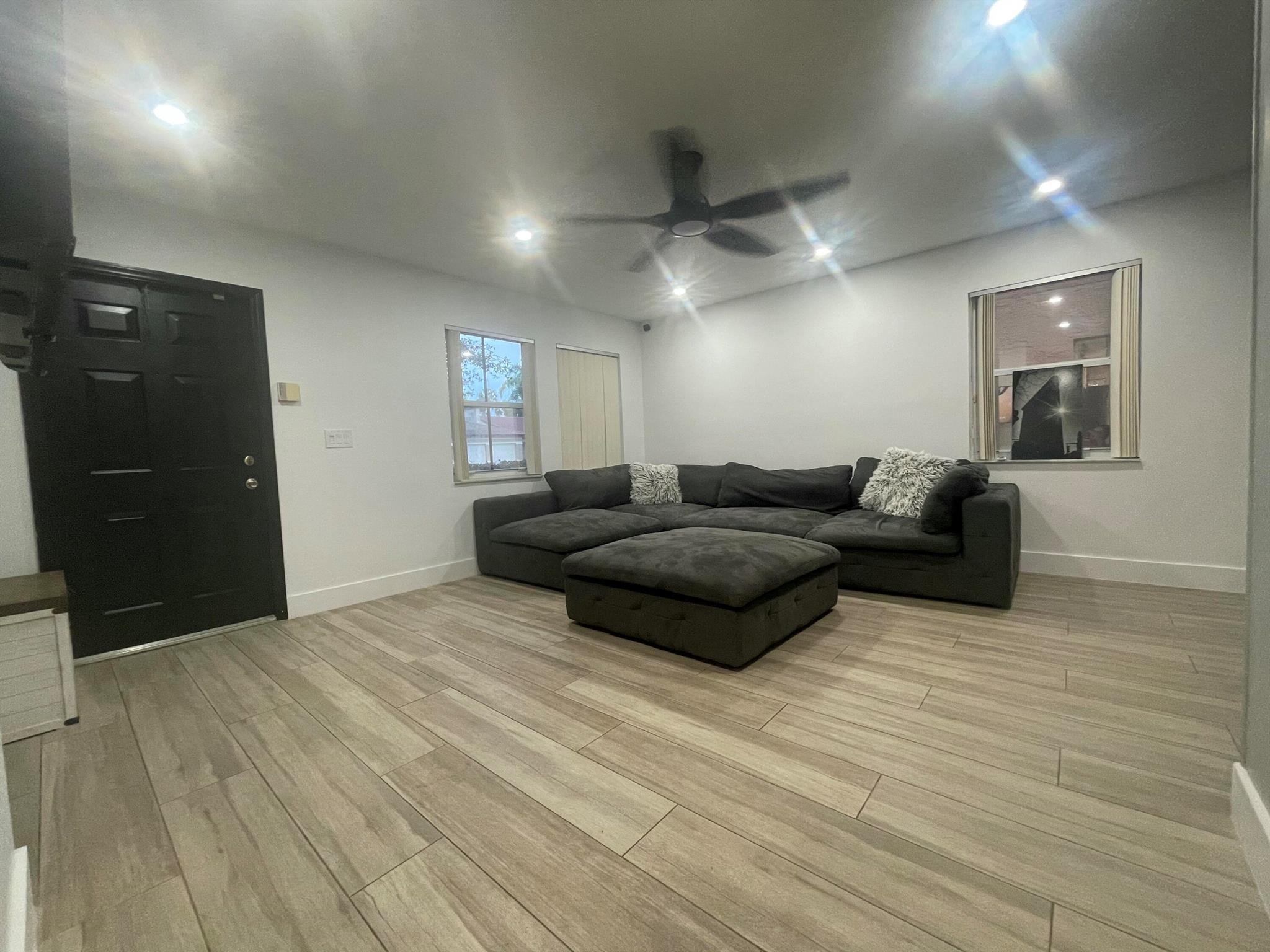 4231 NW 1st Drive
