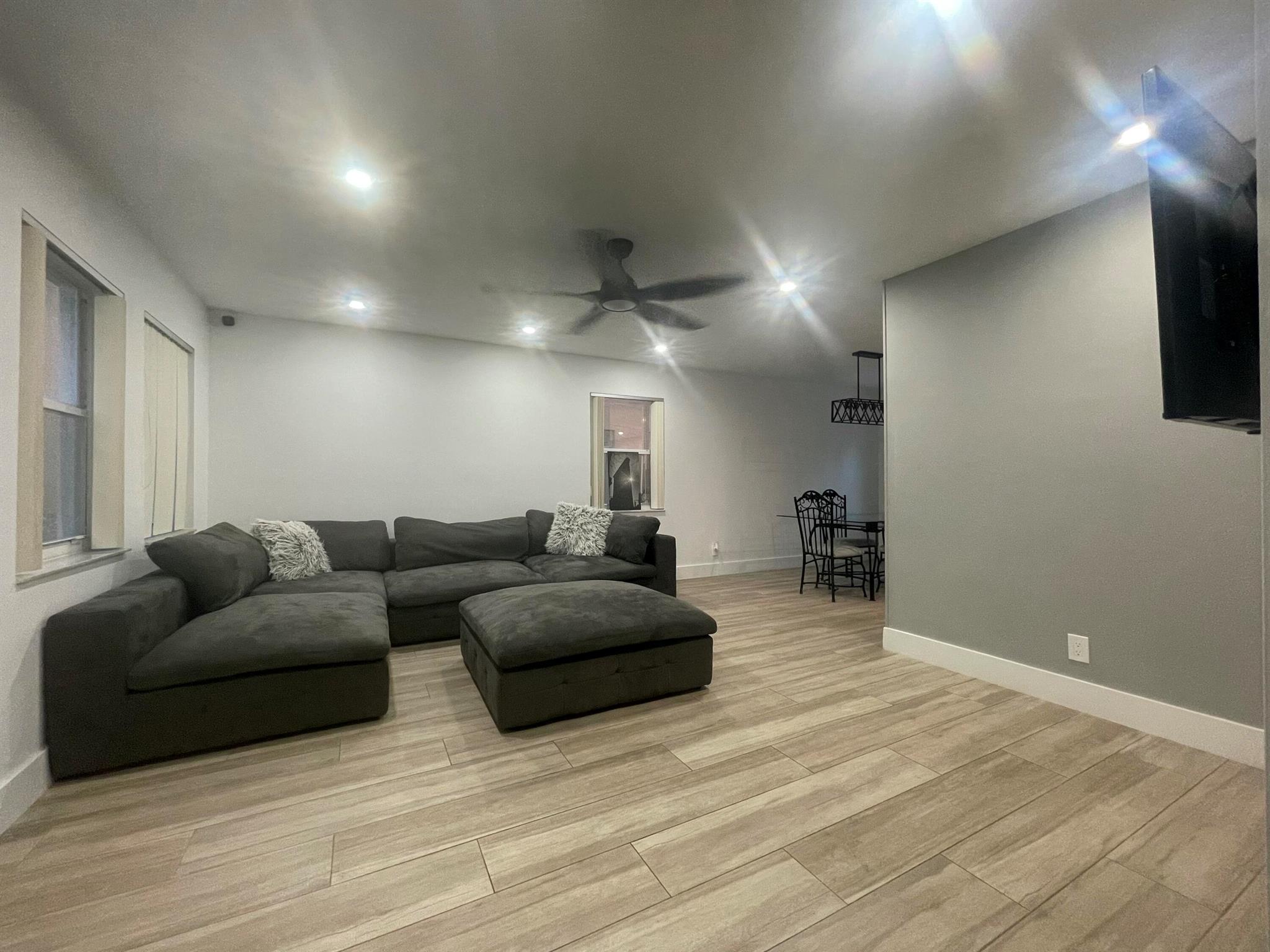 4231 NW 1st Drive