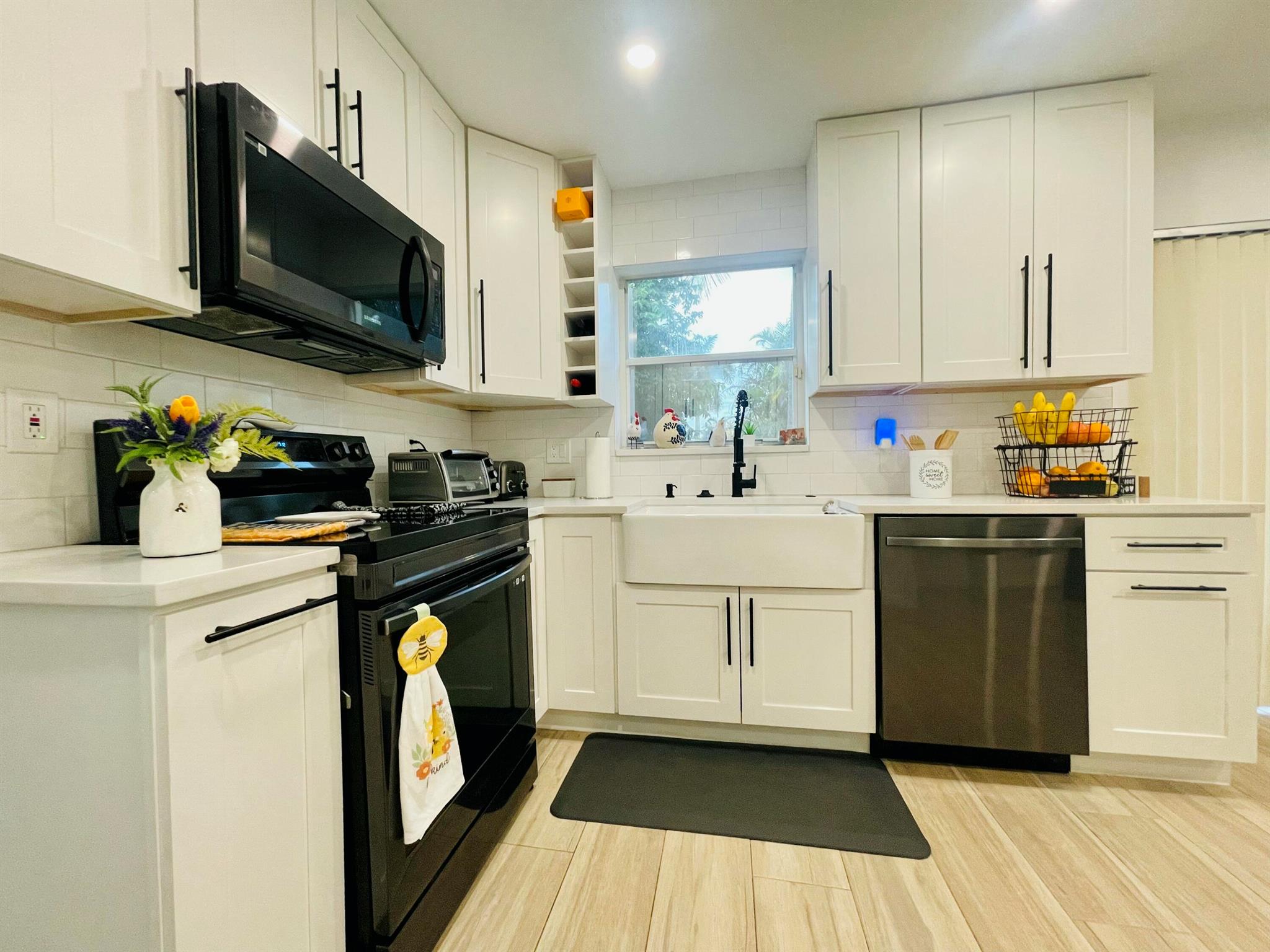 4231 NW 1st Drive