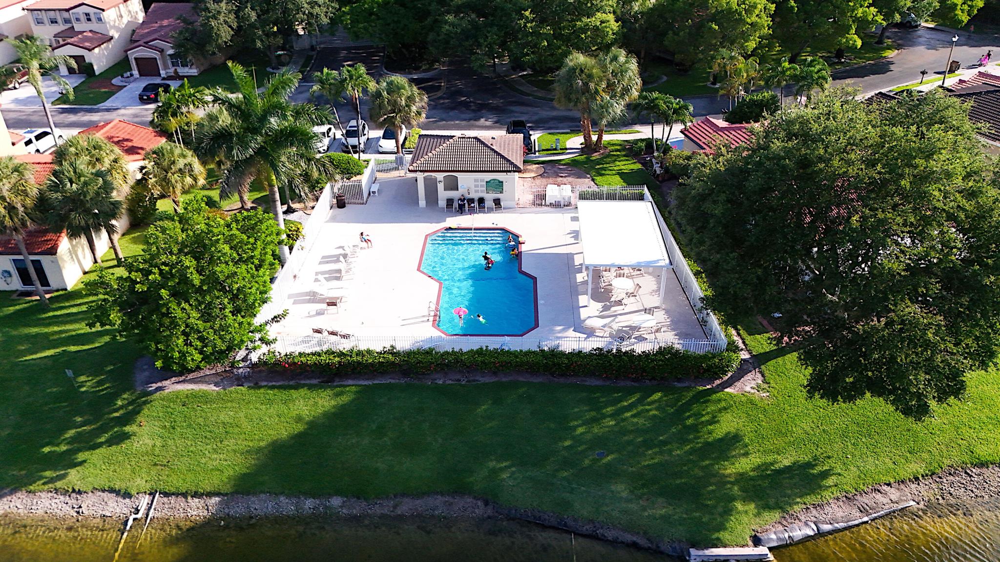 4231 NW 1st Drive
