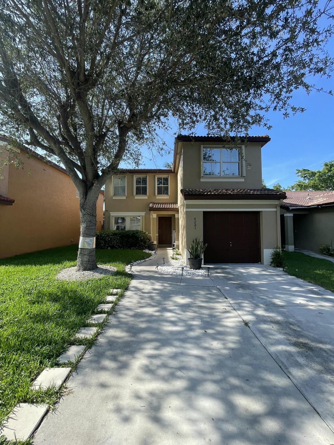 4231 NW 1st Drive