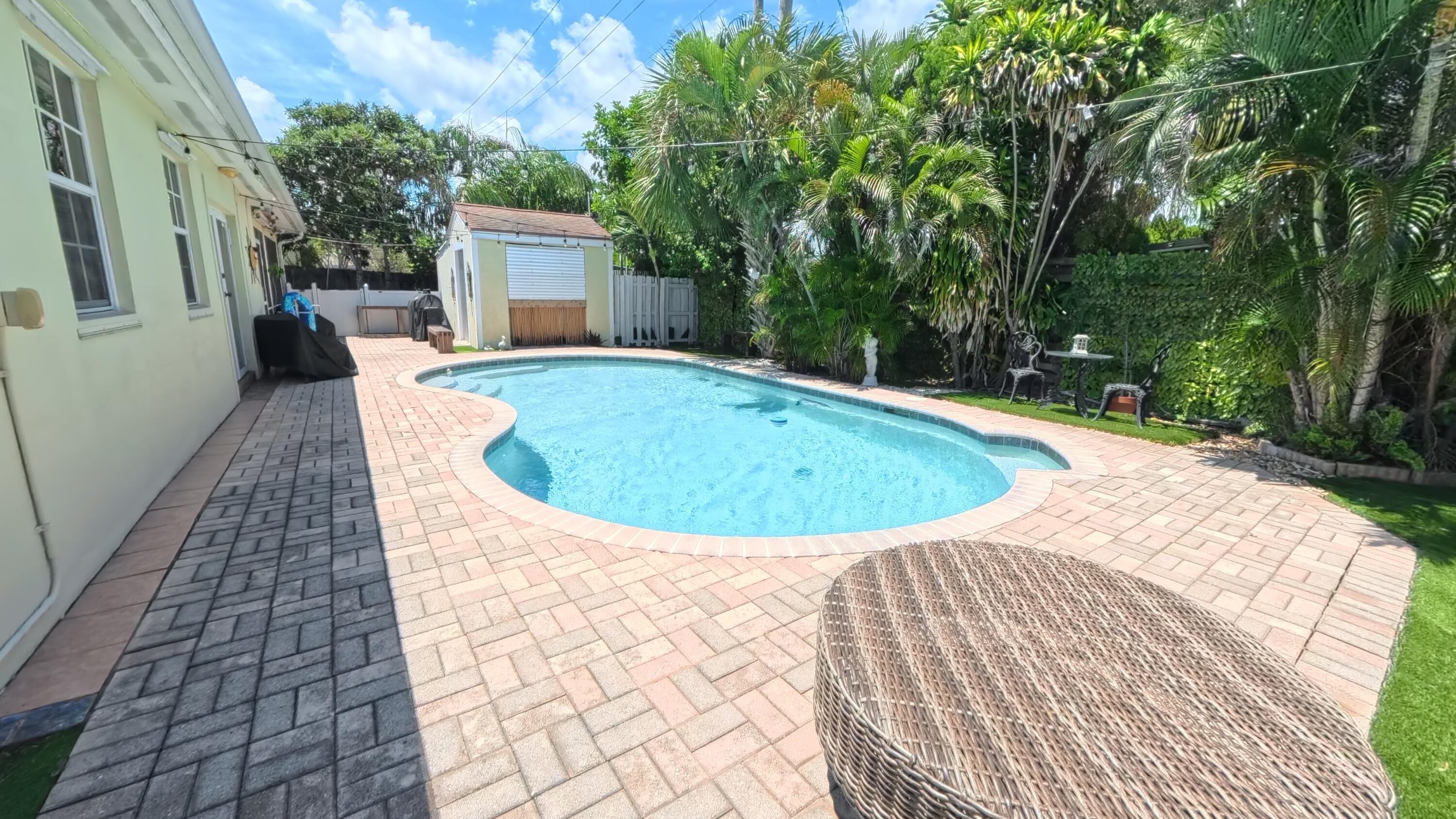 1123 SE 2nd Avenue Avenue