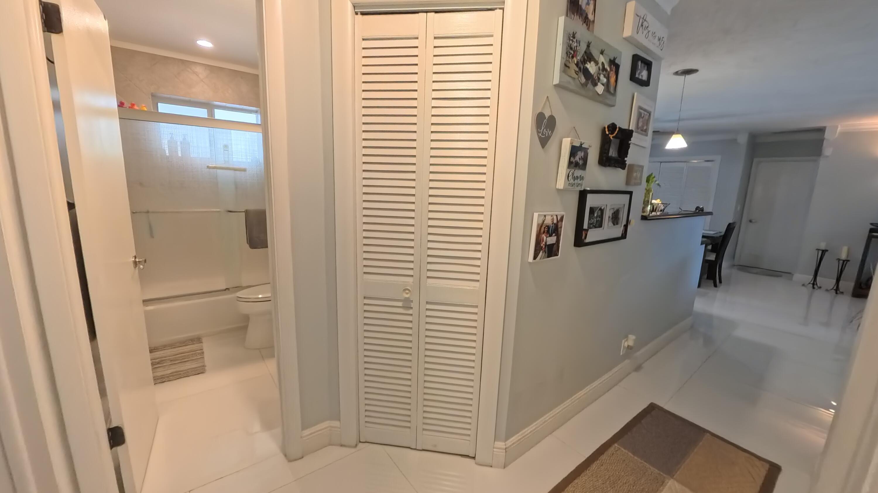 1123 SE 2nd Avenue Avenue