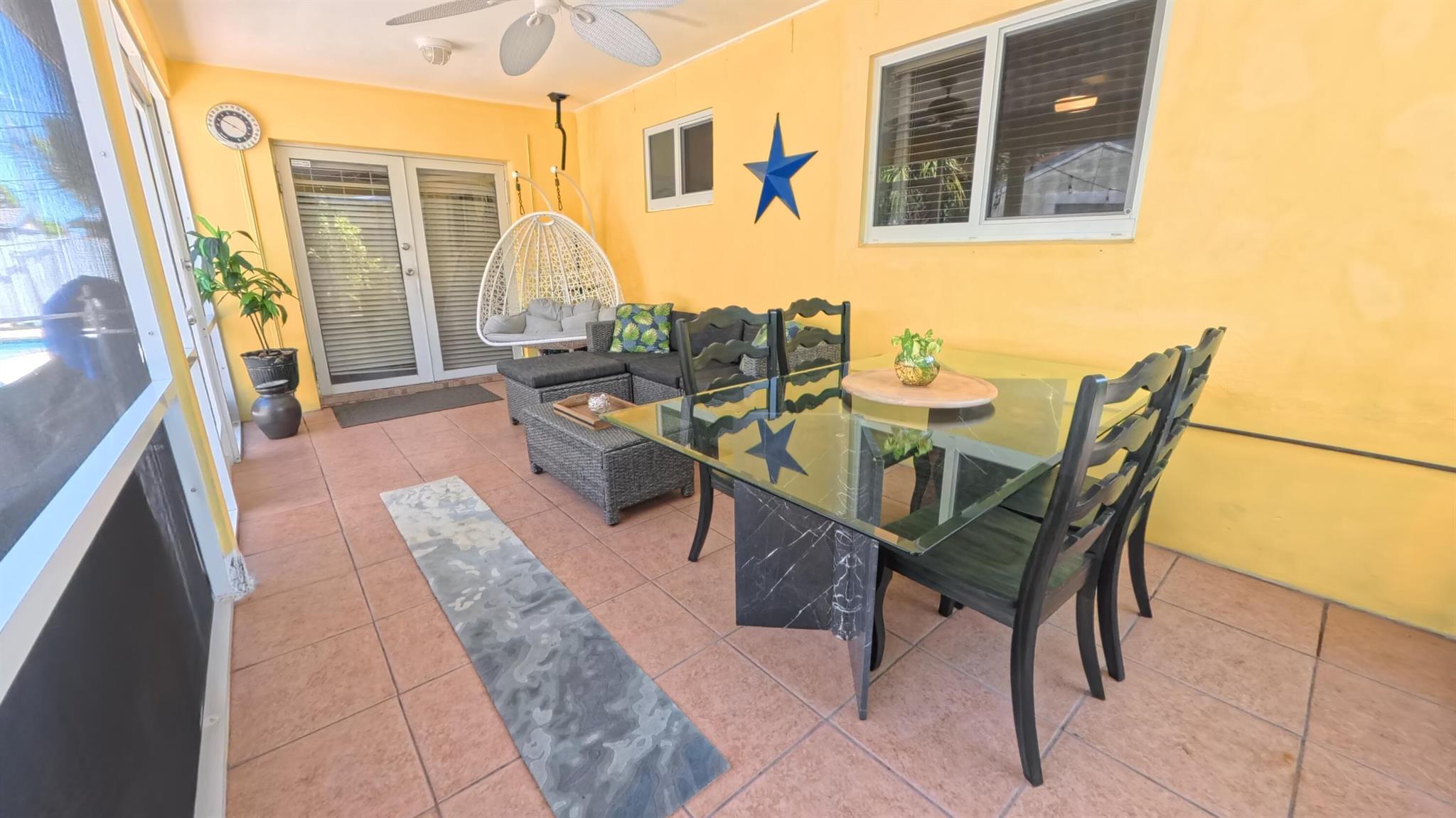 1123 SE 2nd Avenue Avenue