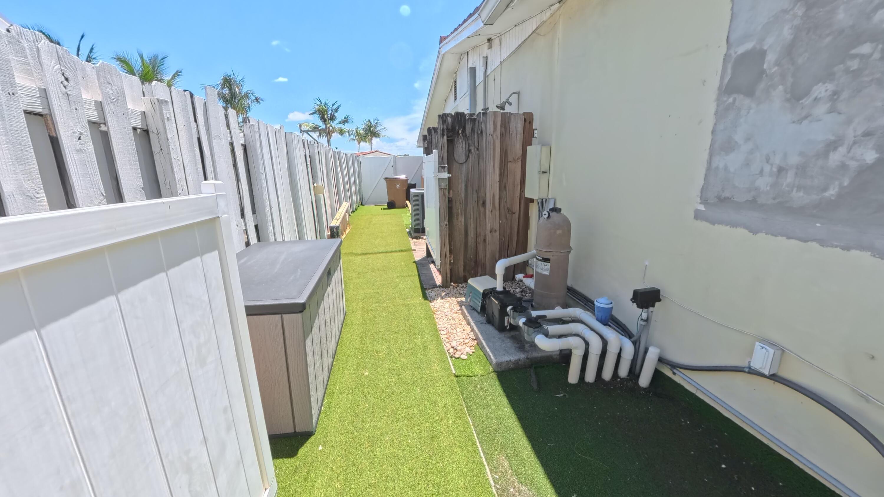 1123 SE 2nd Avenue Avenue