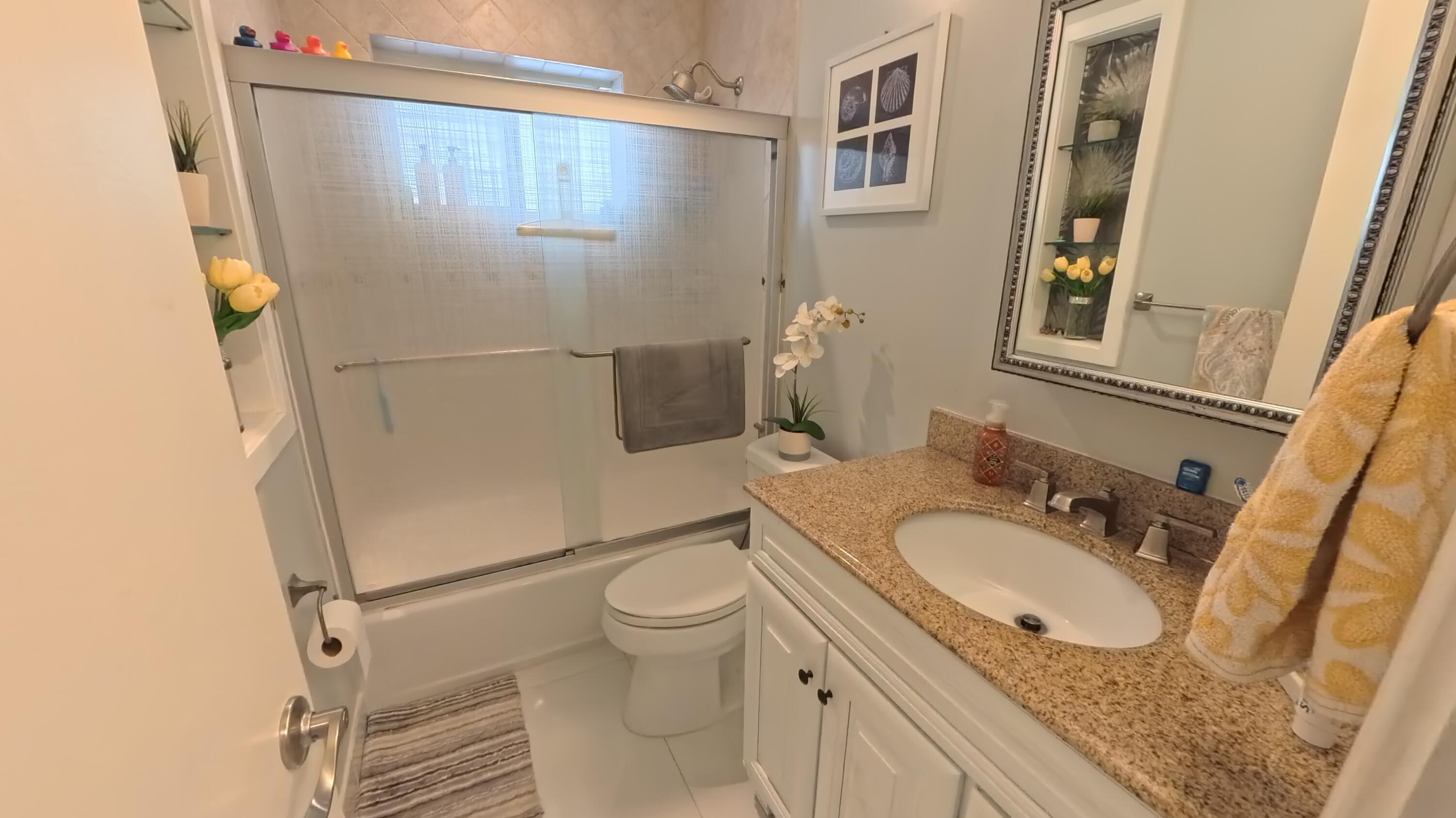 1123 SE 2nd Avenue Avenue