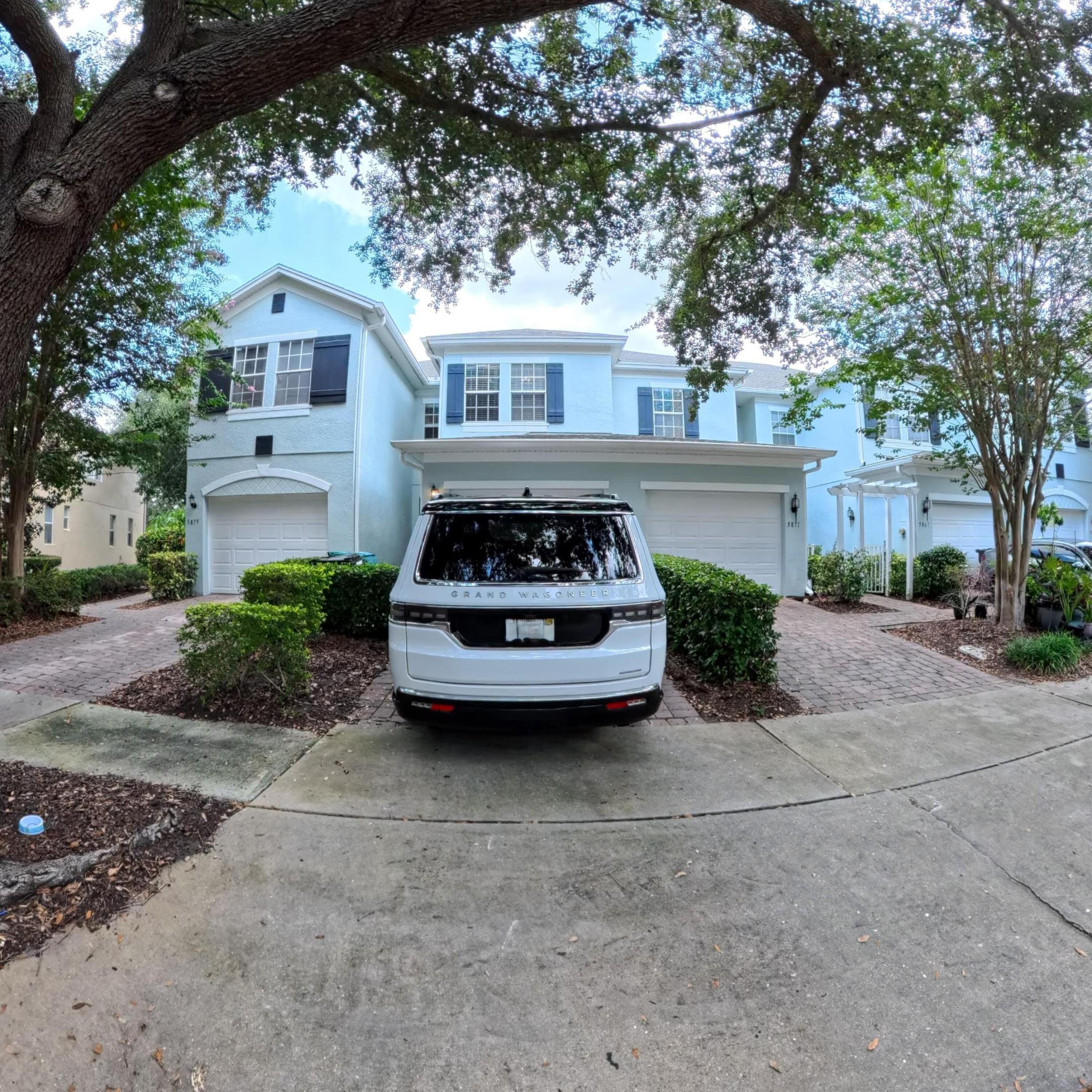 5875 Strada Capri Way