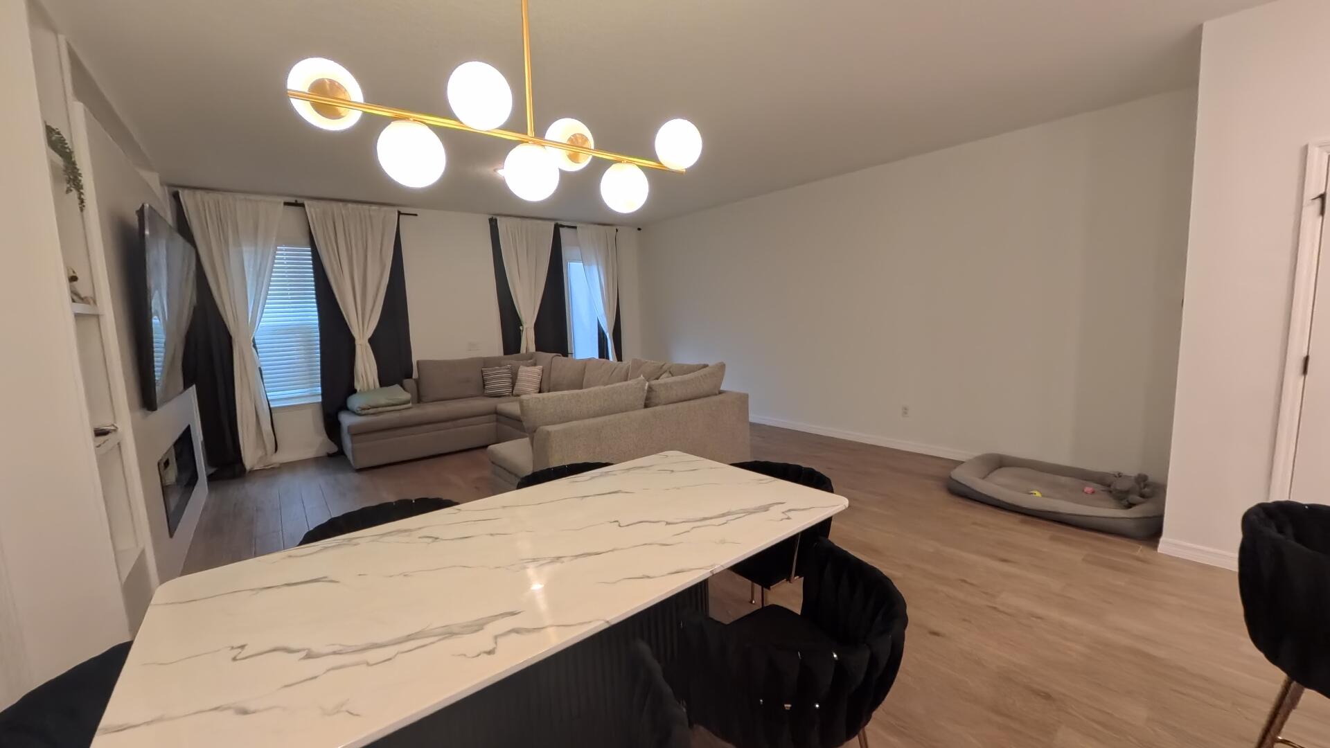 15178 Blue Peacock Lane