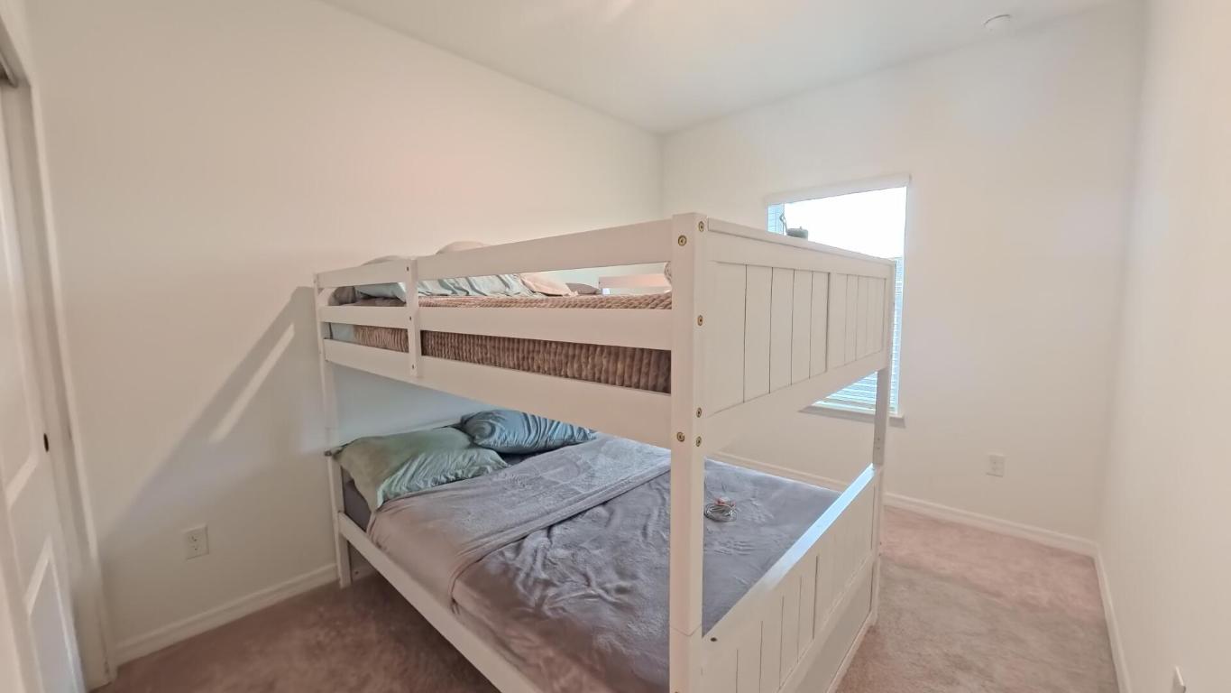 15178 Blue Peacock Lane