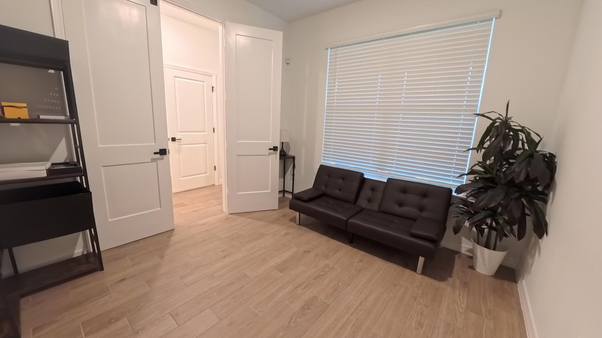 15178 Blue Peacock Lane