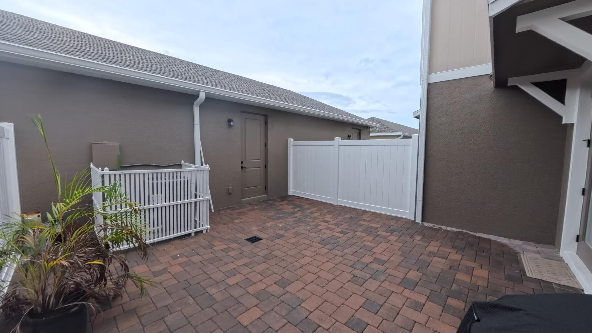 15178 Blue Peacock Lane