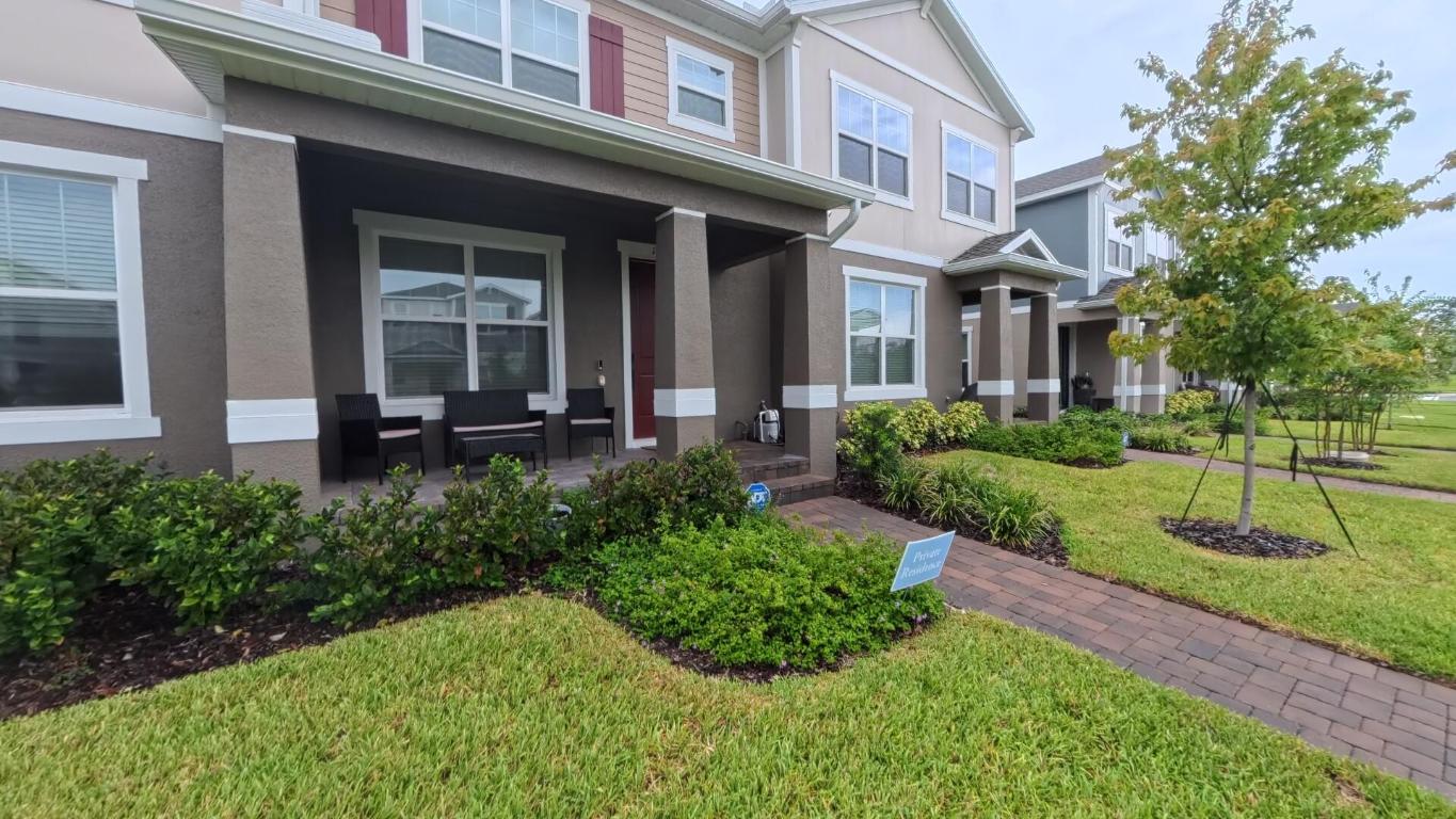 15178 Blue Peacock Lane