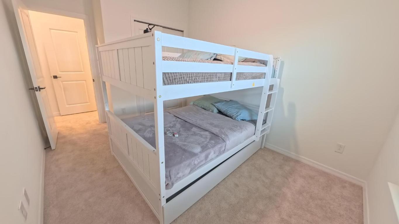 15178 Blue Peacock Lane