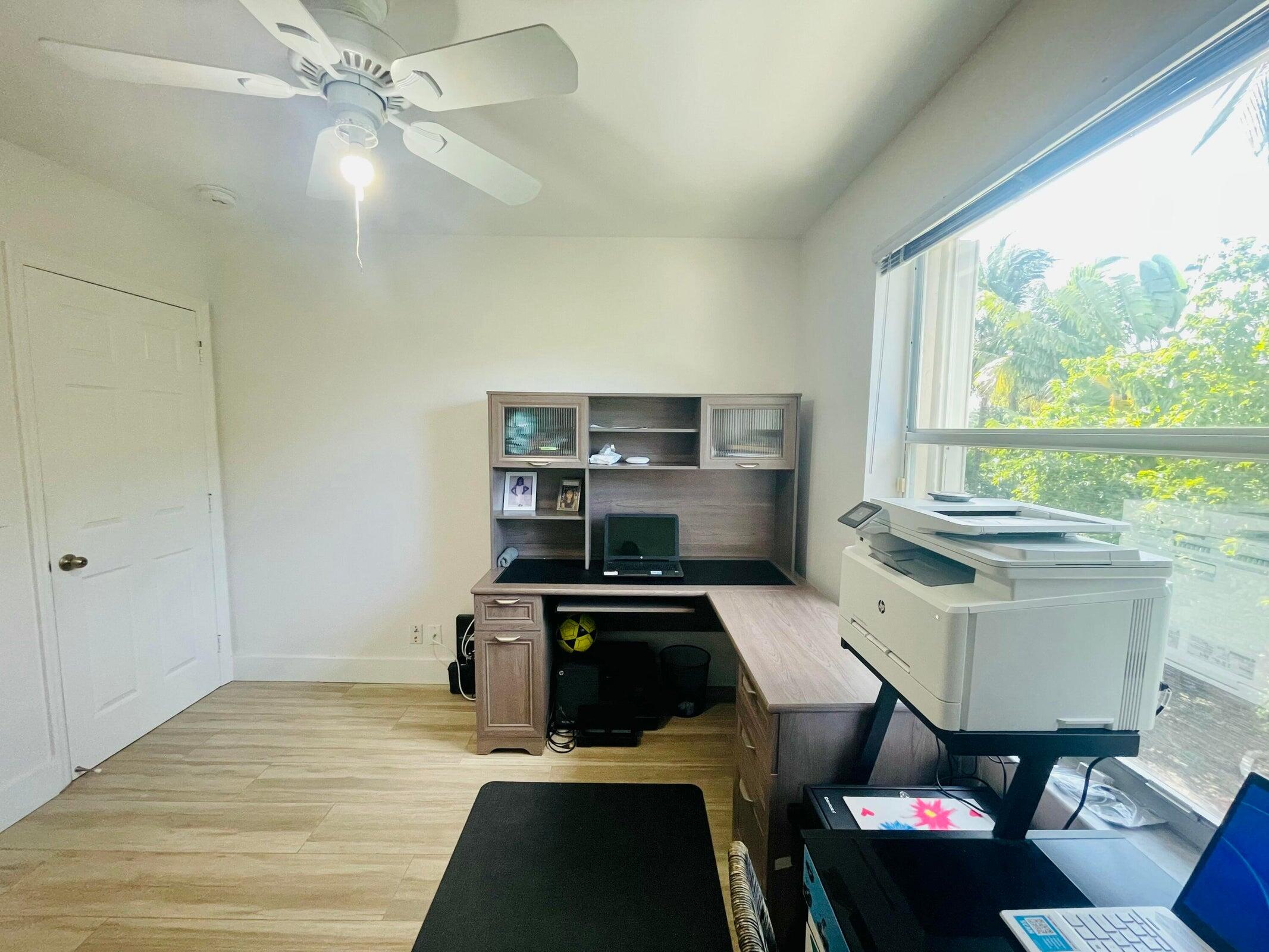4231 NW 1st Drive