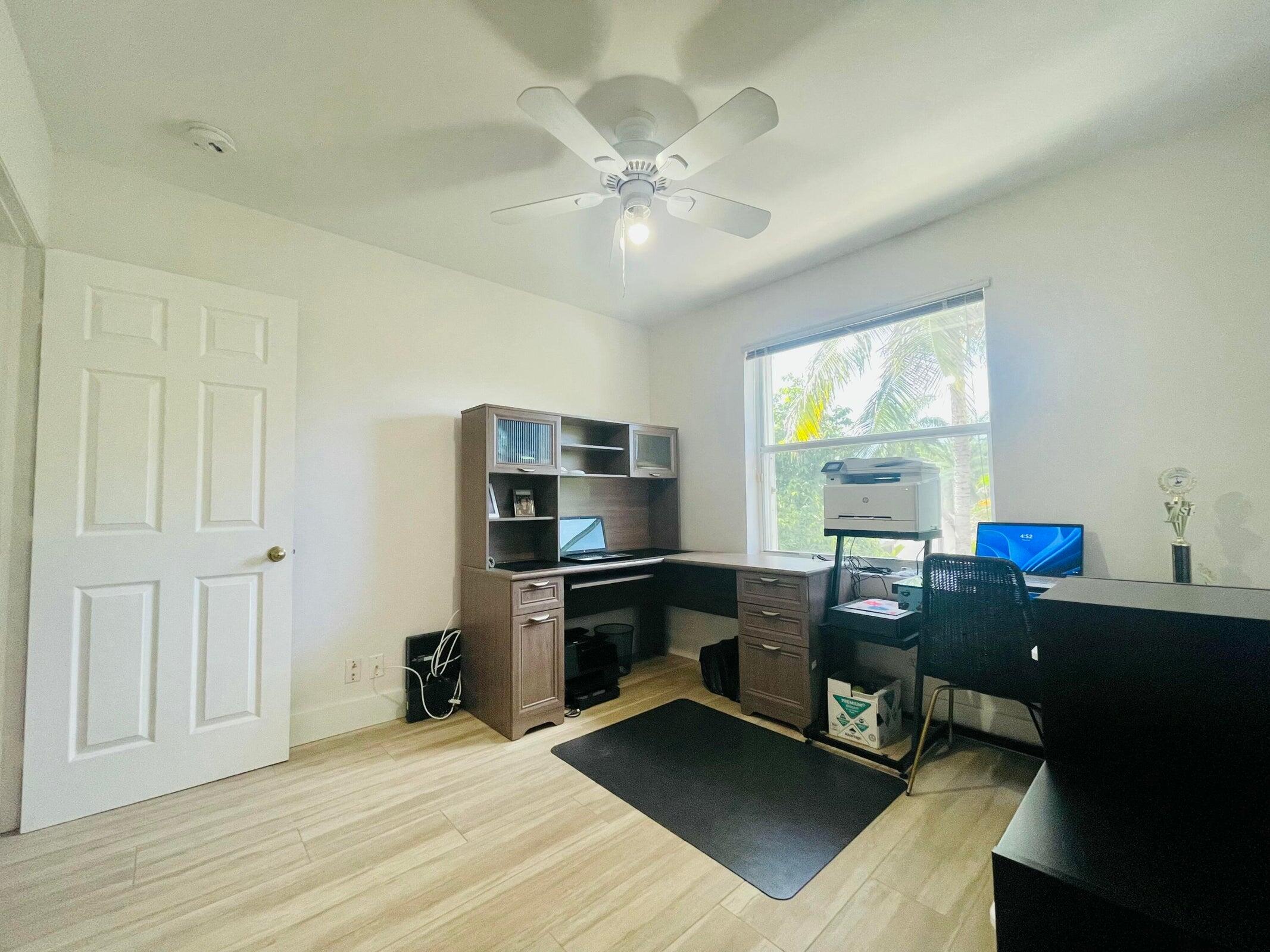 4231 NW 1st Drive