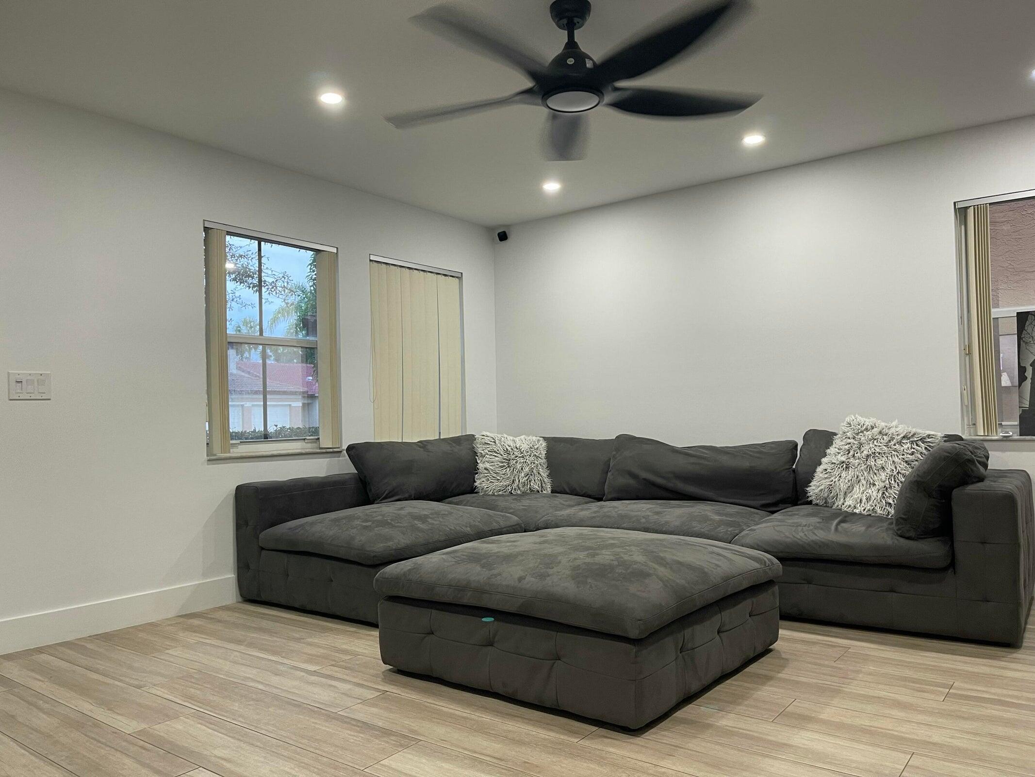 4231 NW 1st Drive