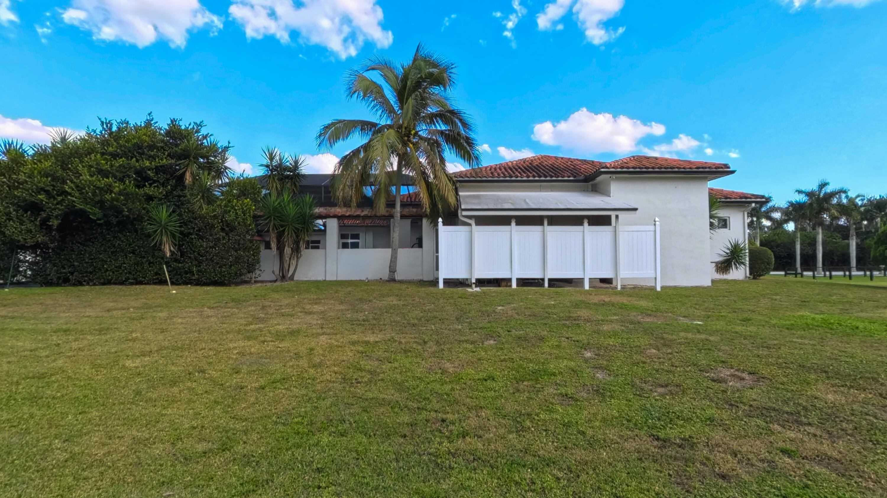14225 43rd Road N