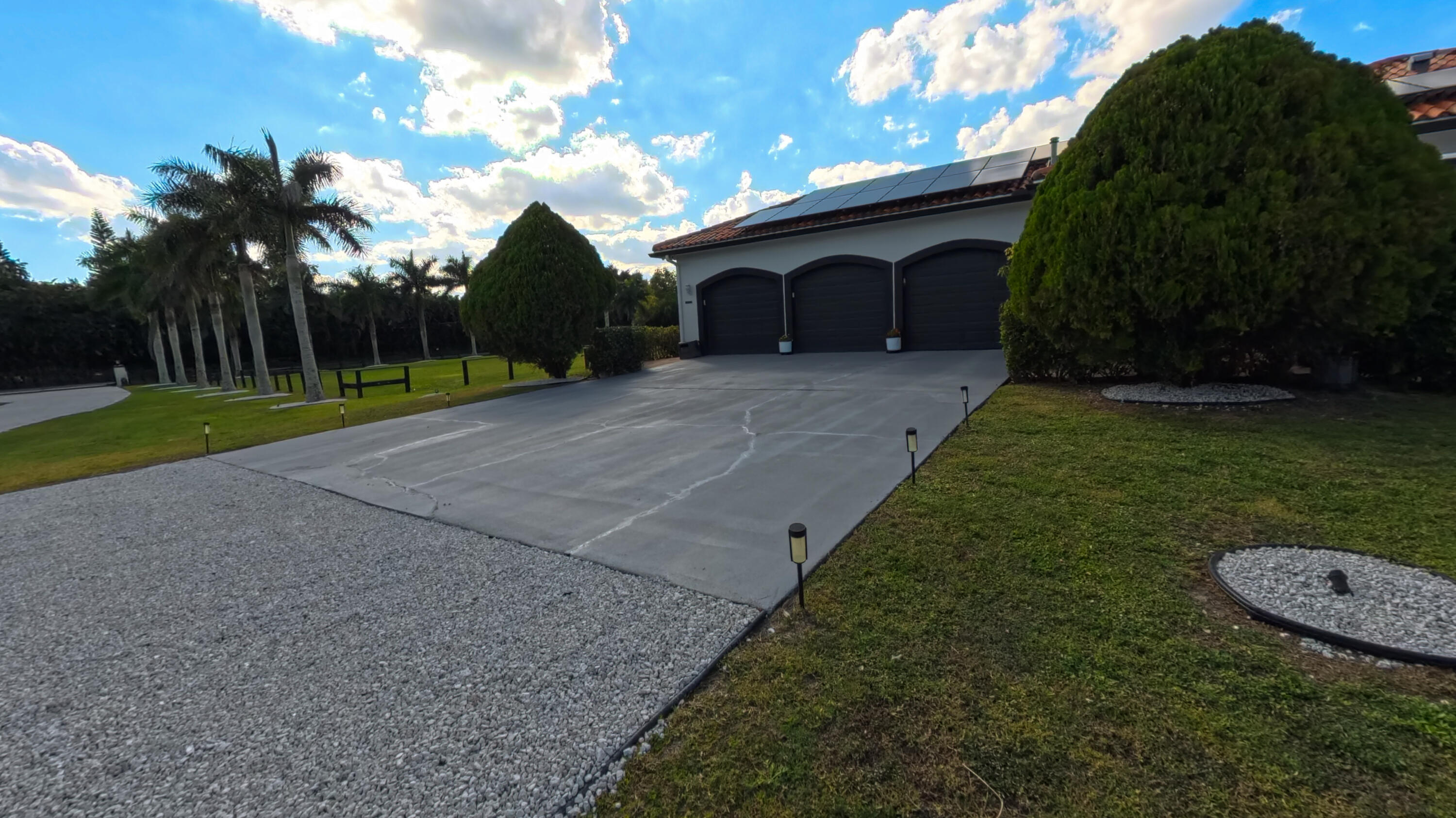 14225 43rd Road N